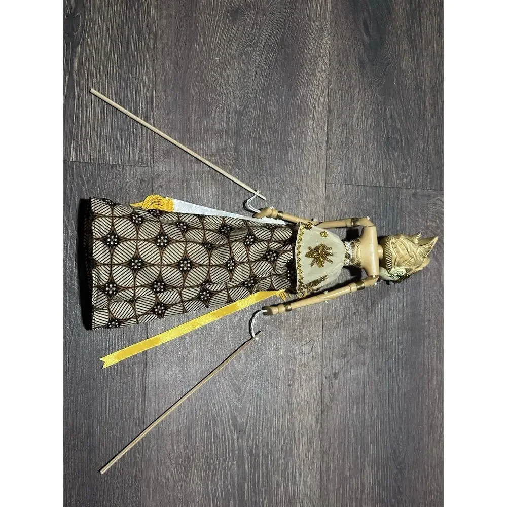 N/A antique wayang